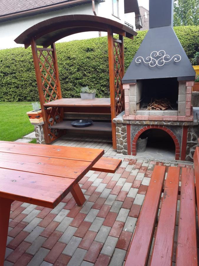 Privat Na Chalupe Partizanska Lupca 649 Villa Luaran gambar